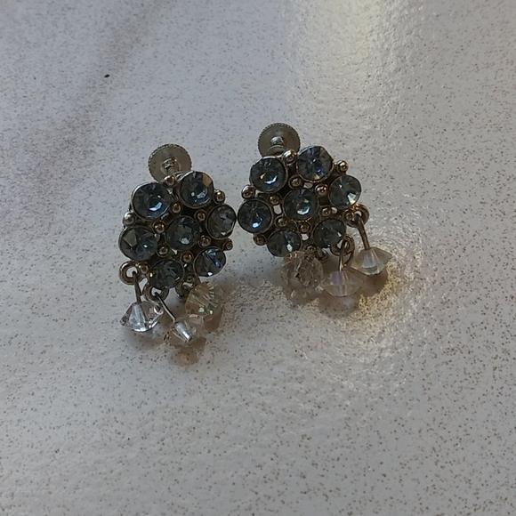 Vintage Blue Crystal Costume Crank Earrings - Picture 3 of 14